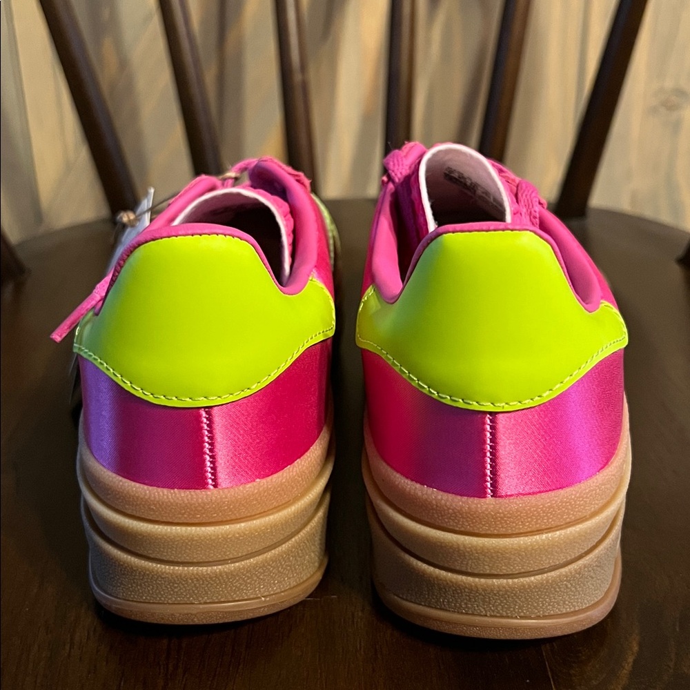 Adidas Gazelle Pink with Green Stripes - Picture 3 of 6